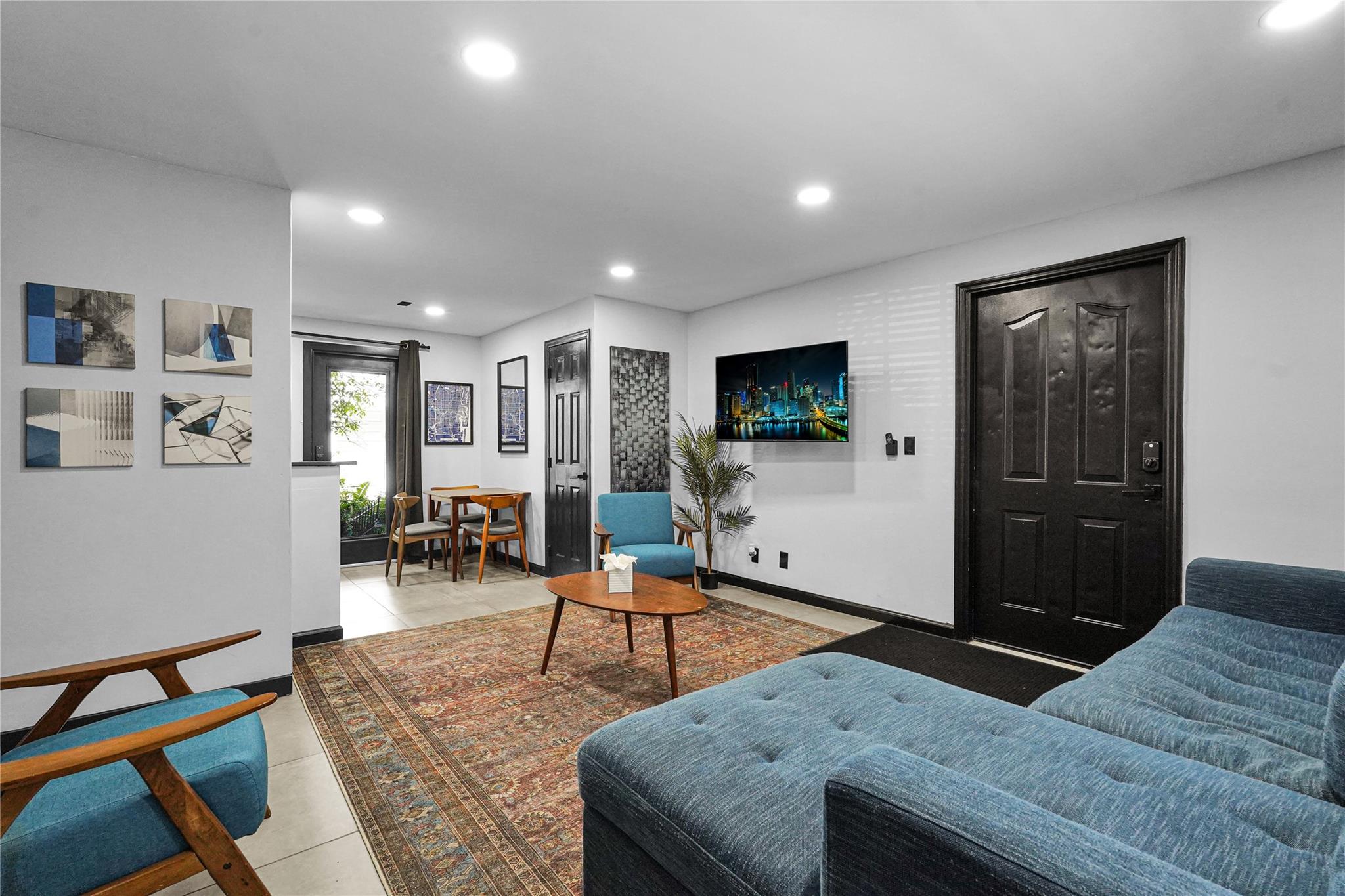 621 NE 28th St Wilton Manors, FL 33334