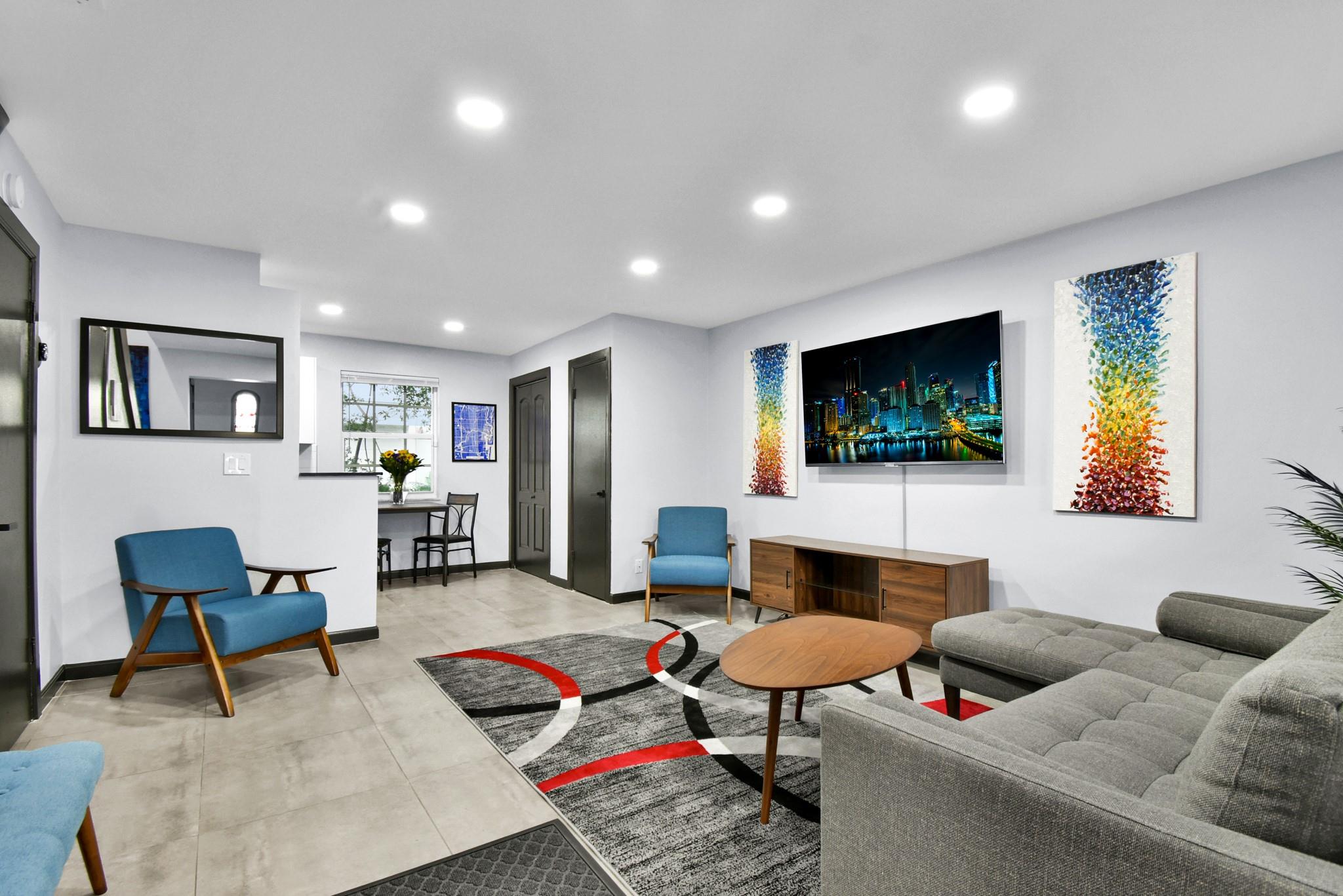 621 NE 28th St Wilton Manors, FL 33334