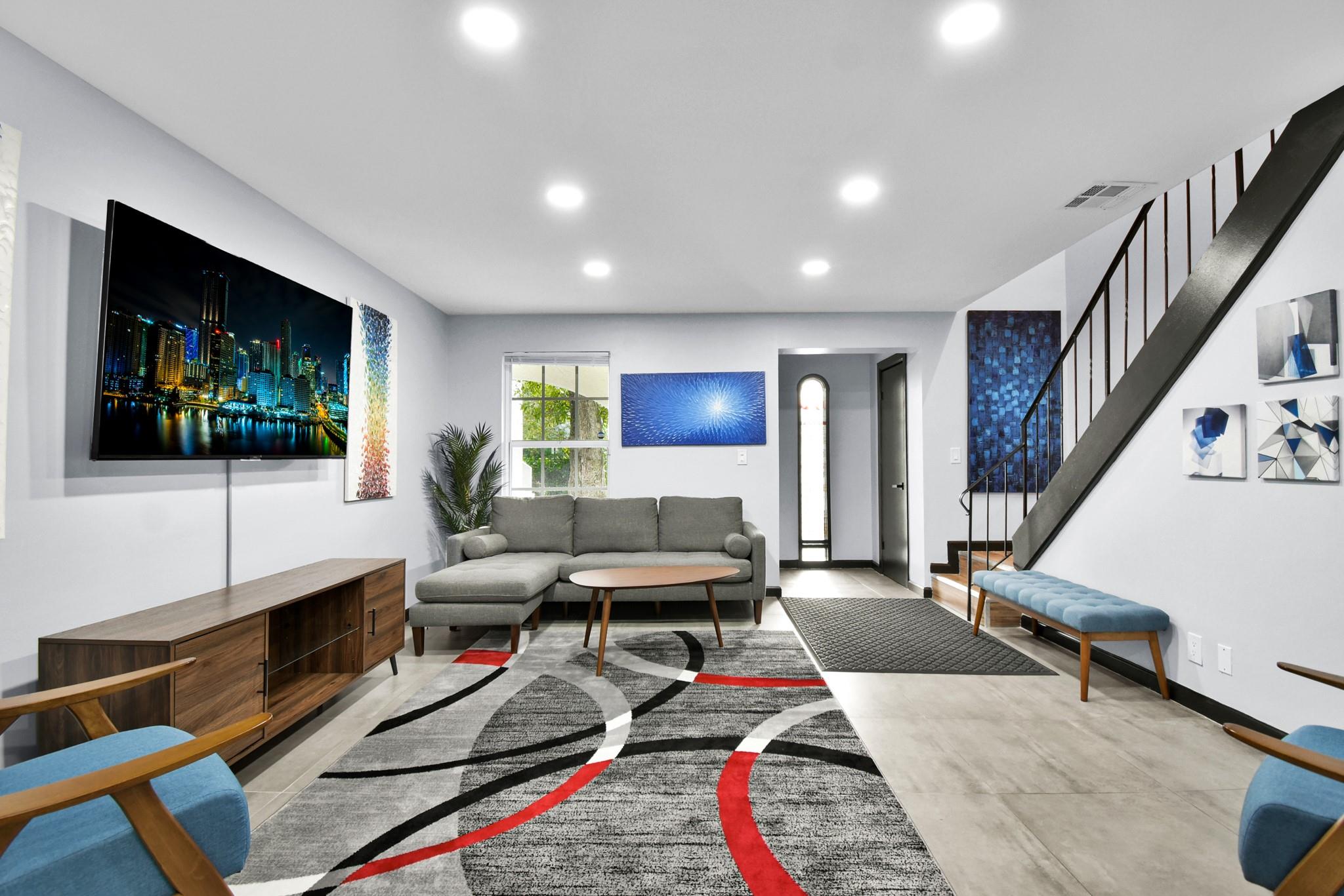 621 NE 28th St Wilton Manors, FL 33334