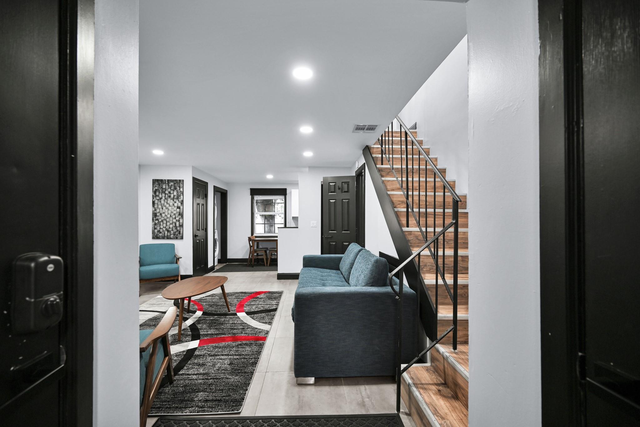 621 NE 28th St Wilton Manors, FL 33334