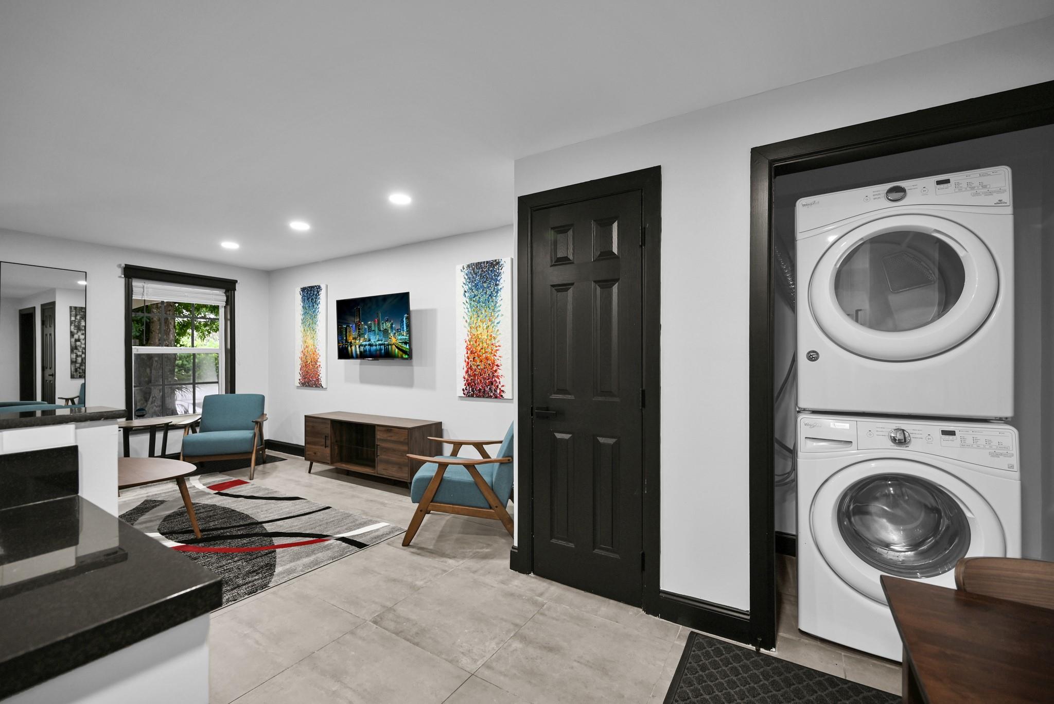 621 NE 28th St Wilton Manors, FL 33334