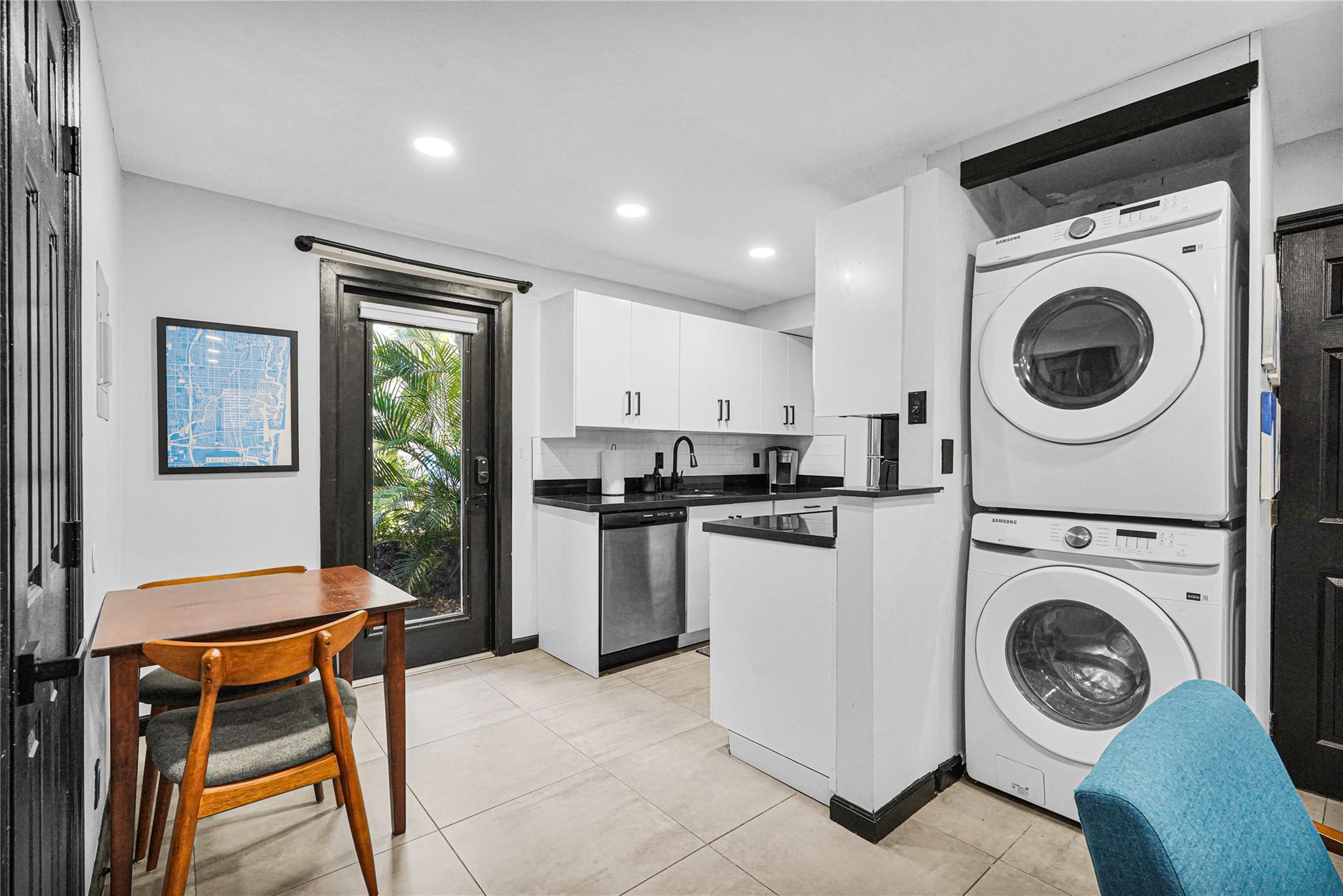 621 NE 28th St Wilton Manors, FL 33334