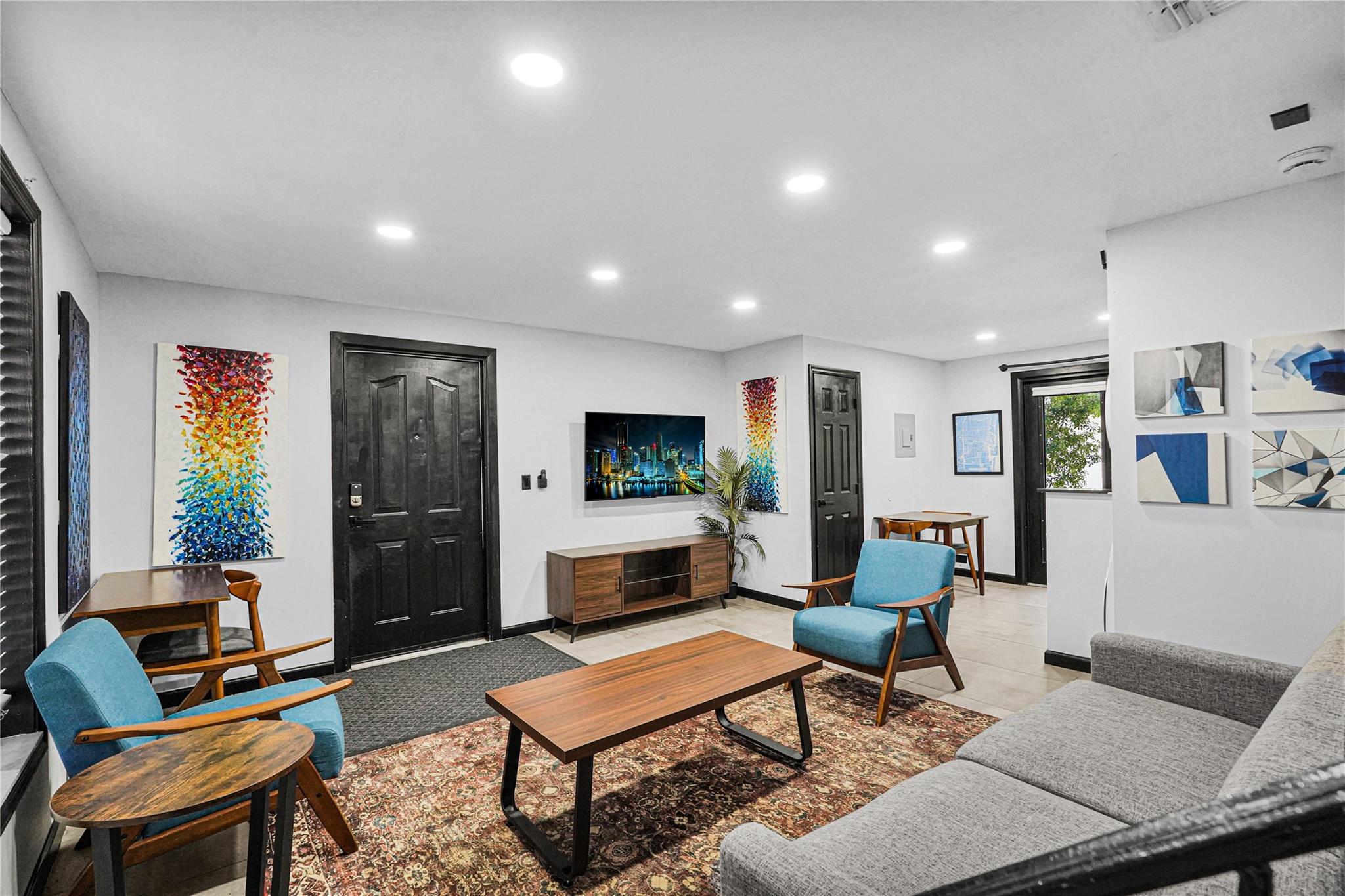 621 NE 28th St Wilton Manors, FL 33334