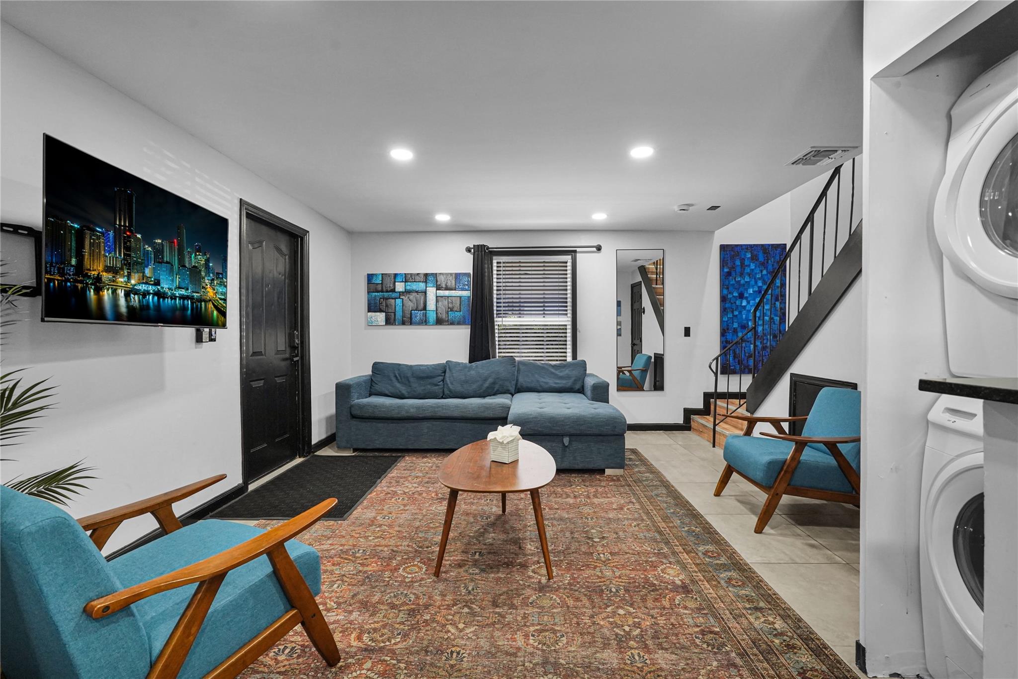 621 NE 28th St Wilton Manors, FL 33334