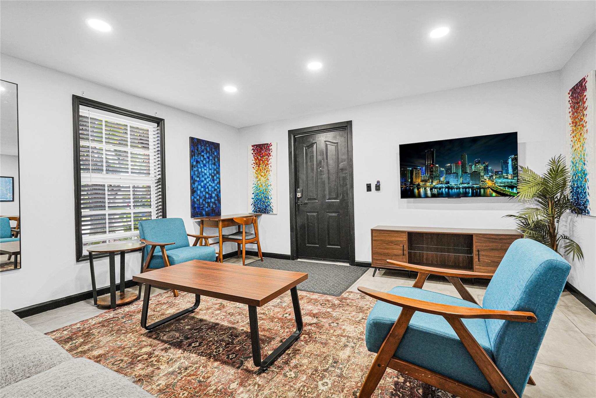 621 NE 28th St Wilton Manors, FL 33334