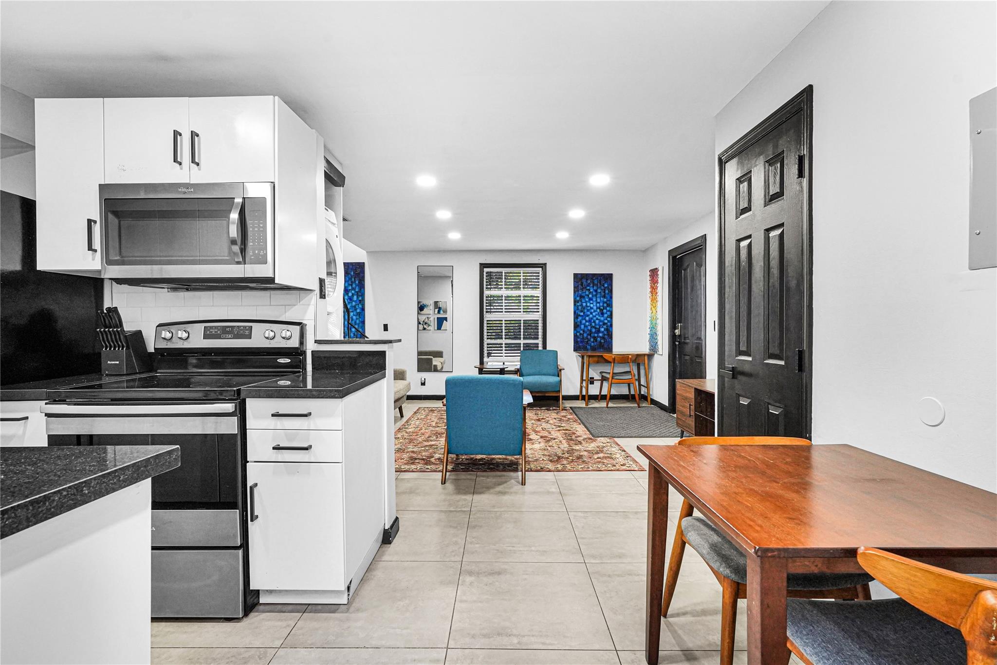 621 NE 28th St Wilton Manors, FL 33334