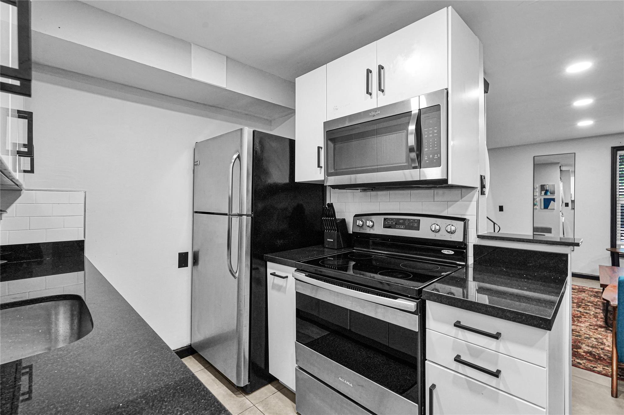 621 NE 28th St Wilton Manors, FL 33334