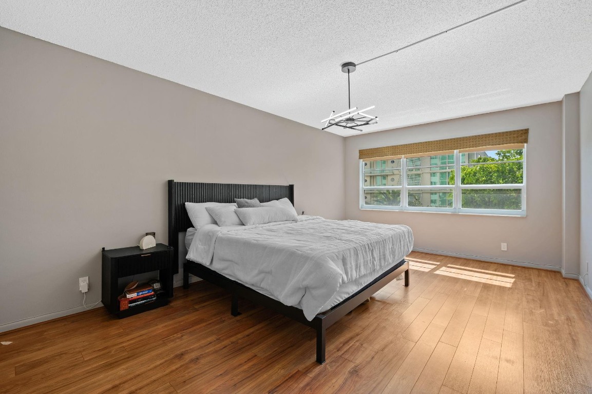 340 Sunset #401 Fort Lauderdale, FL 33301