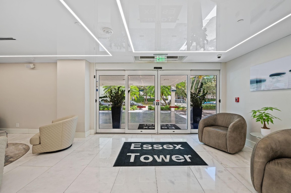 340 Sunset #401 Fort Lauderdale, FL 33301