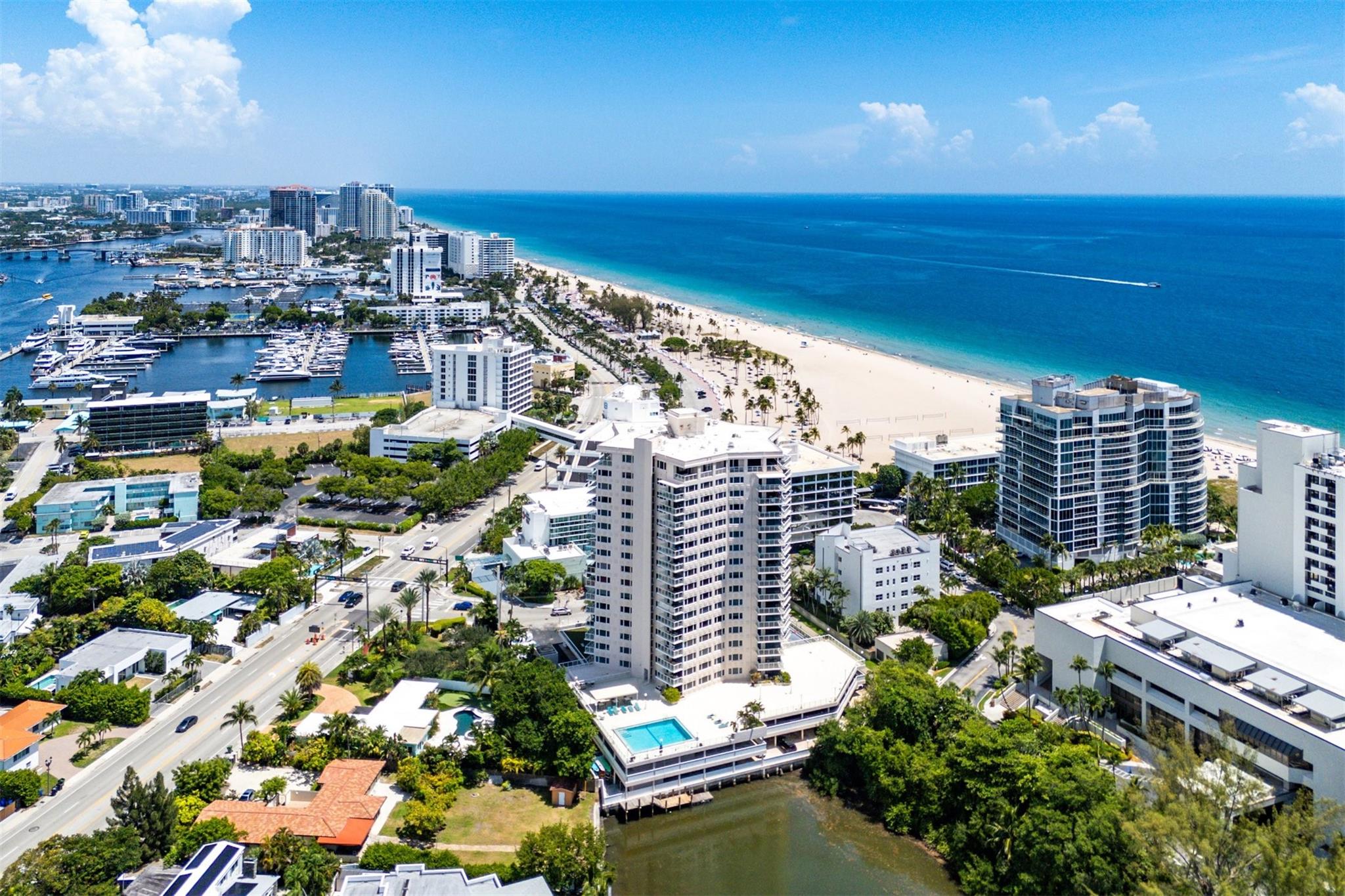 3000 Holiday Dr #1104