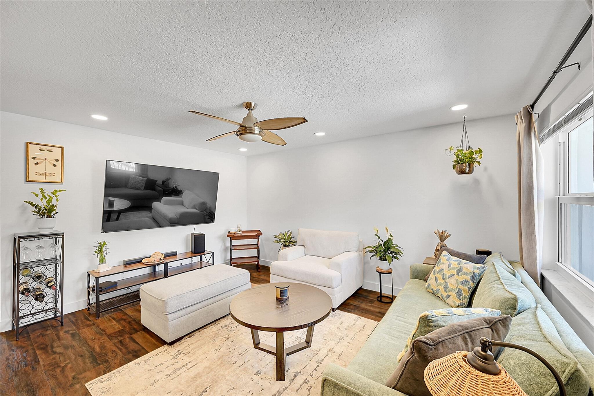 2850 NE 14th St Cswy #B-203