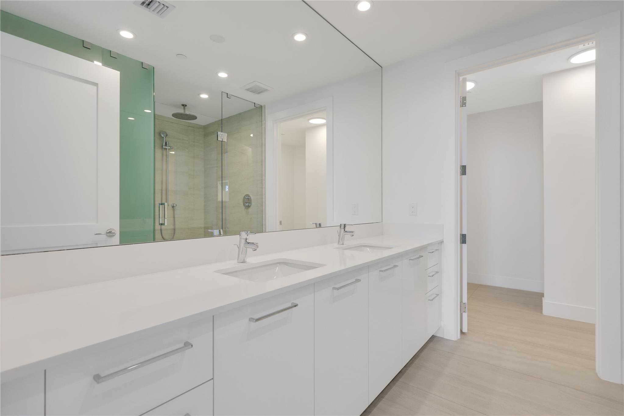 151 N Seabreeze Blvd #903E Fort Lauderdale, FL 33304