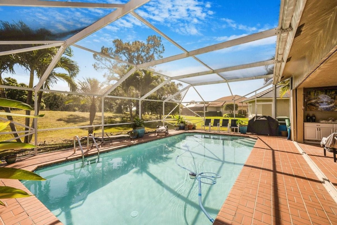 1558 Grantham Dr Wellington, FL 33414