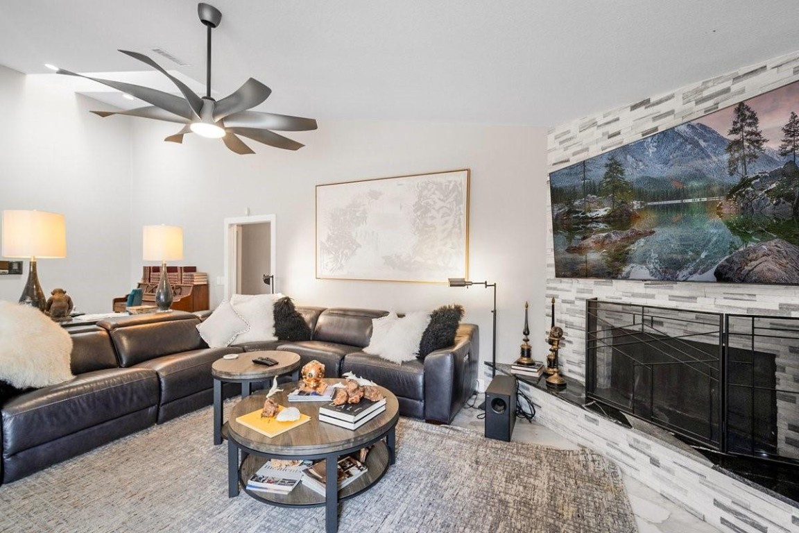 1558 Grantham Dr Wellington, FL 33414