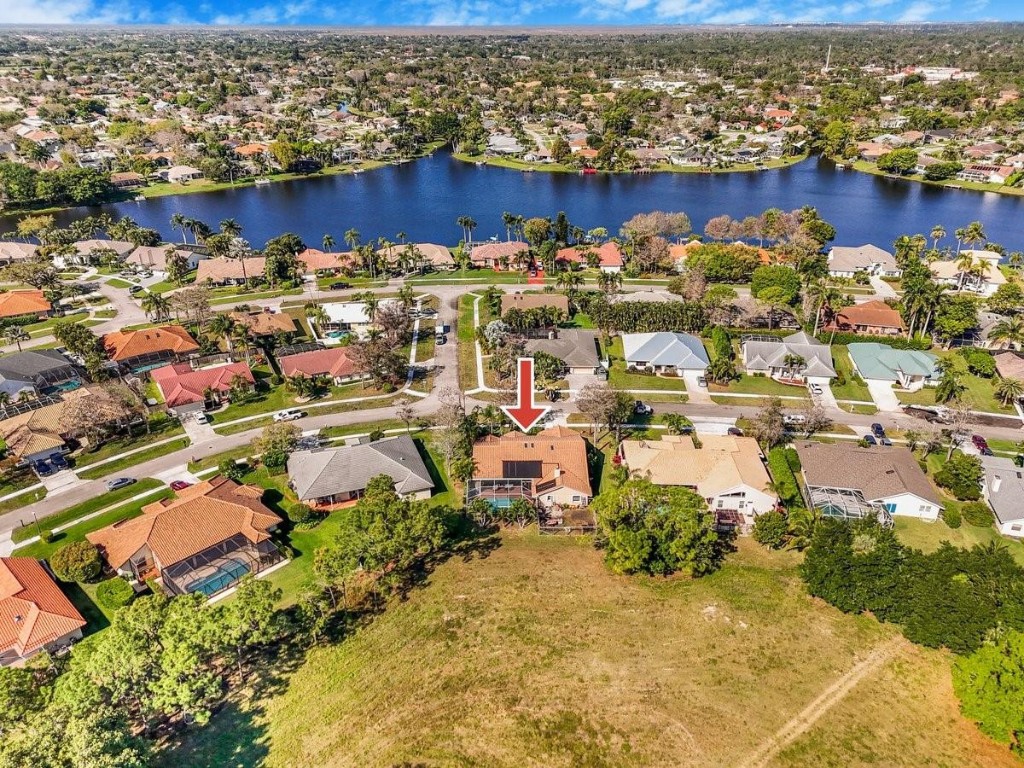 1558 Grantham Dr Wellington, FL 33414