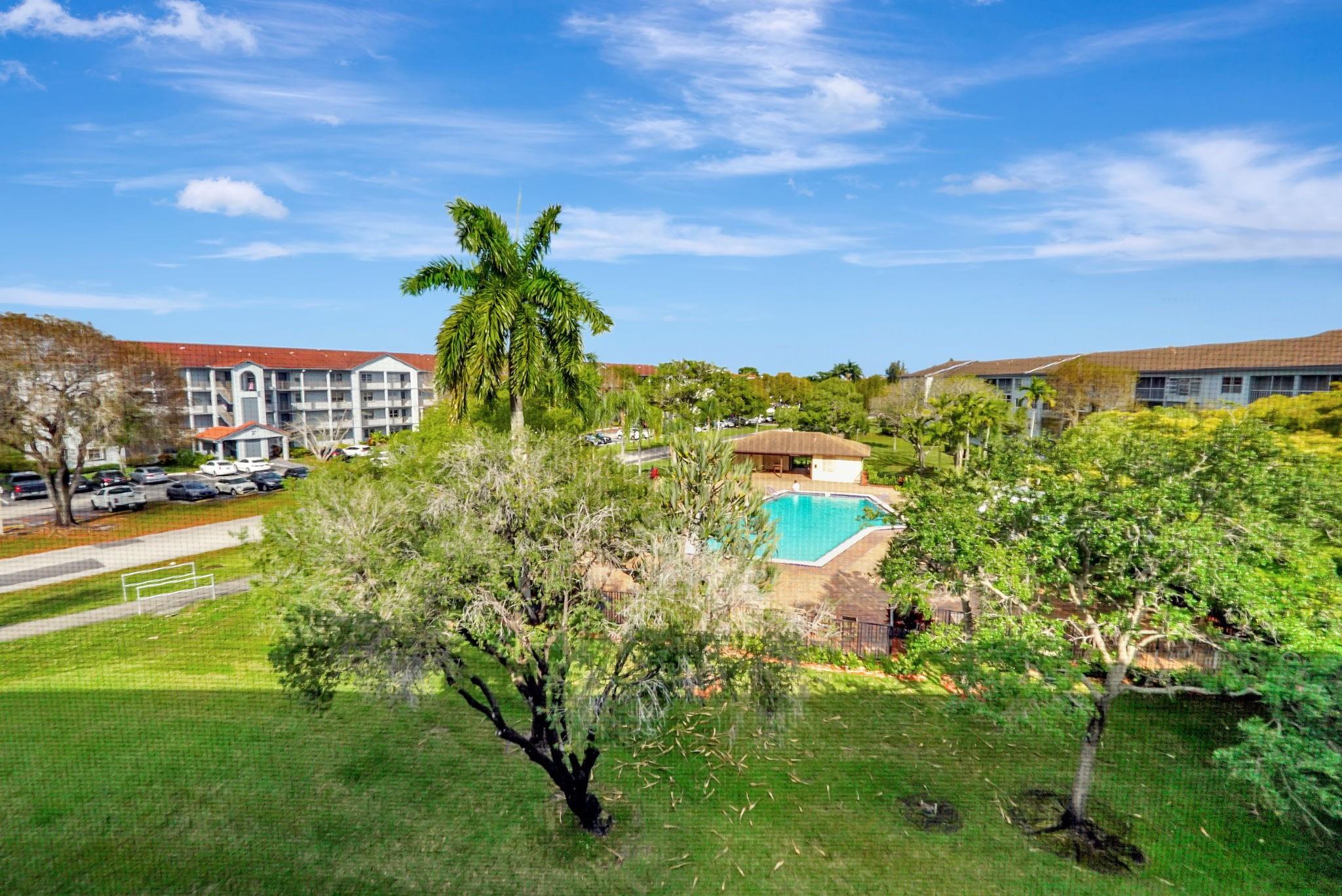 1401 SW 128th Ter #406H