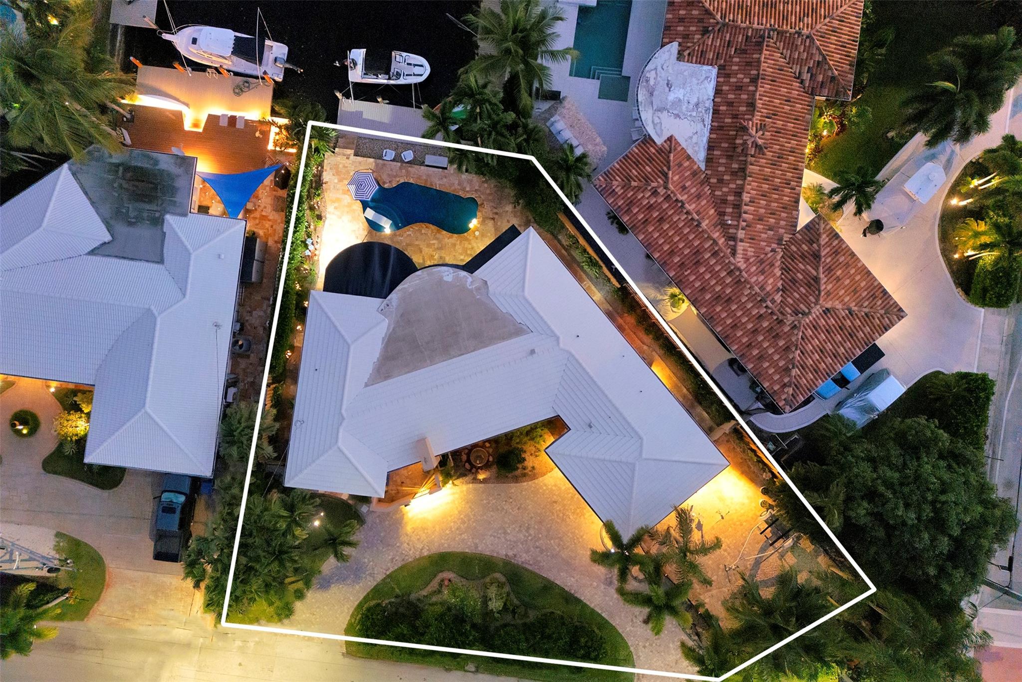 1500 NE 24th St Wilton Manors, FL 33305