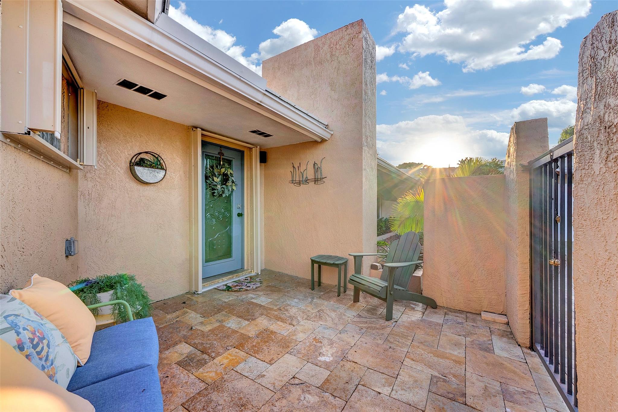 1500 NE 24th St Wilton Manors, FL 33305