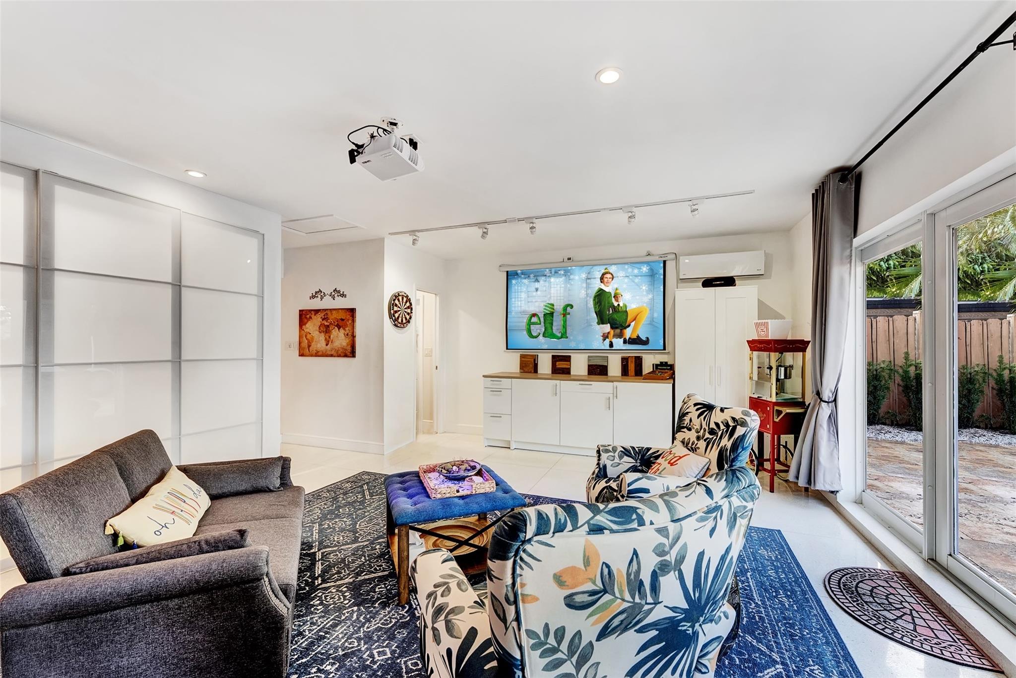 1500 NE 24th St Wilton Manors, FL 33305