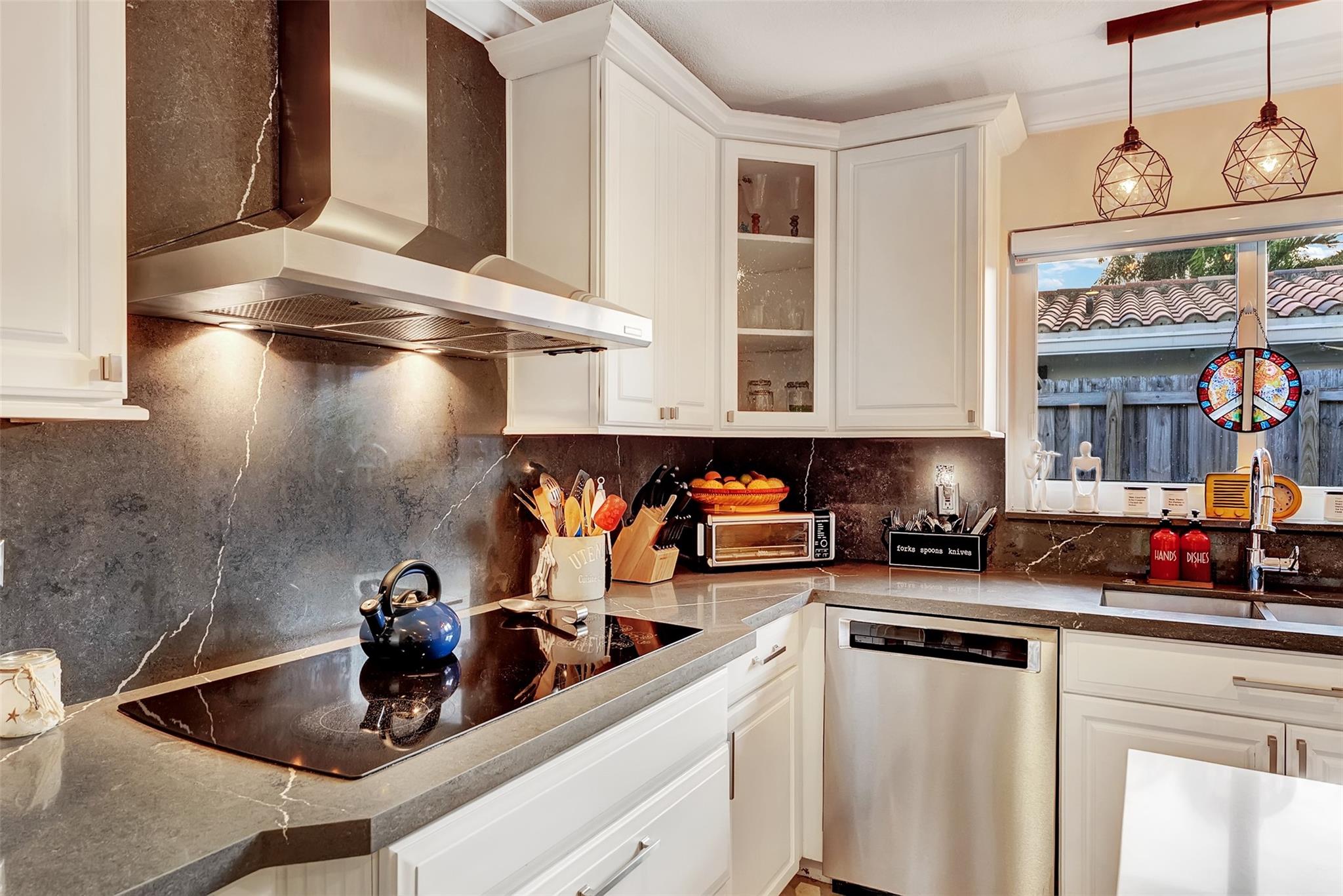 1500 NE 24th St Wilton Manors, FL 33305