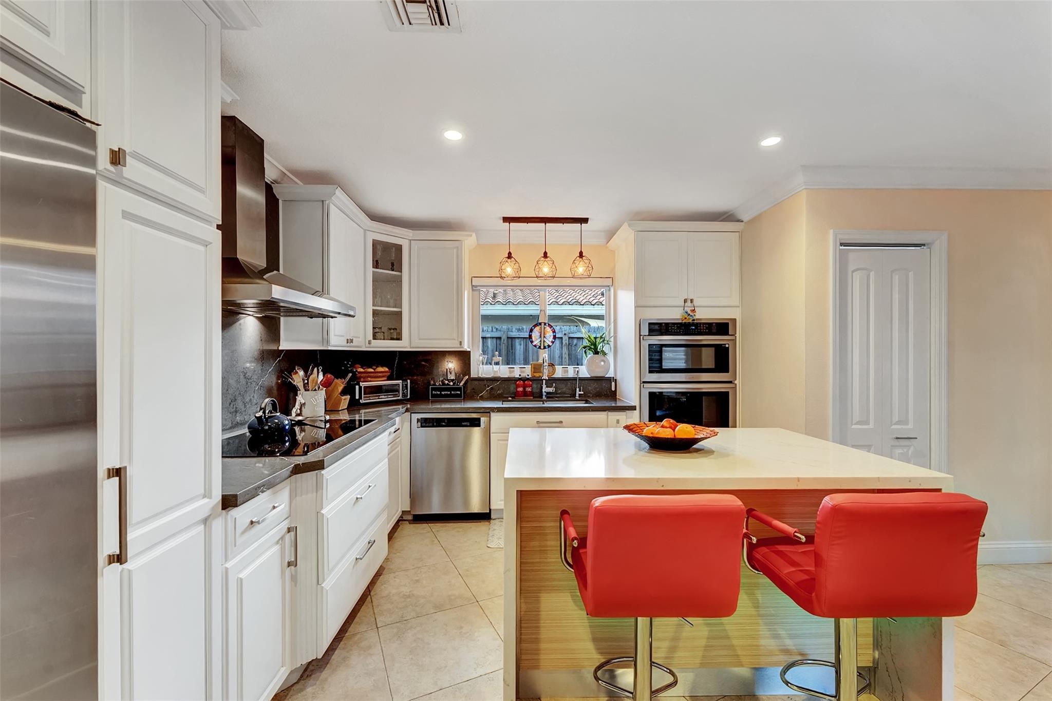 1500 NE 24th St Wilton Manors, FL 33305