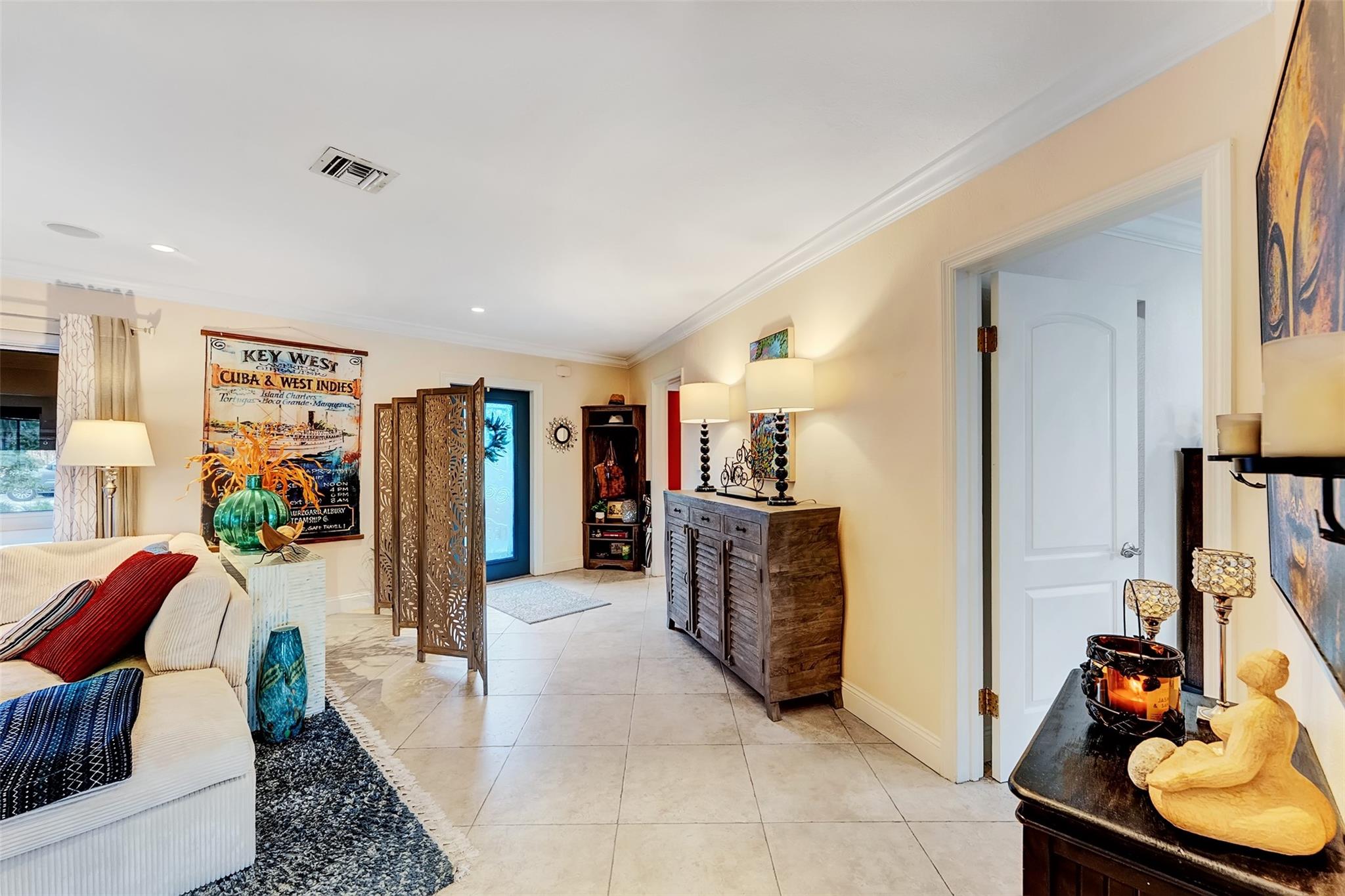 1500 NE 24th St Wilton Manors, FL 33305