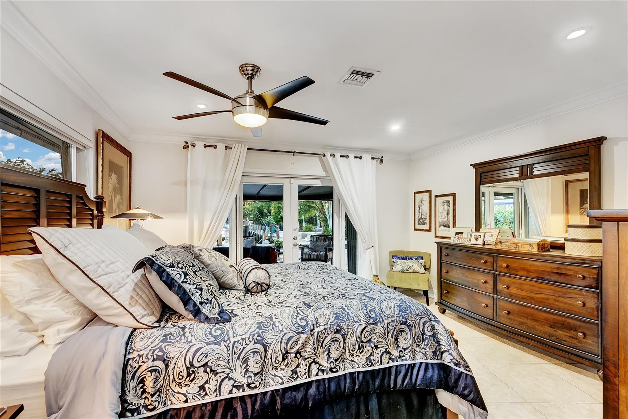 1500 NE 24th St Wilton Manors, FL 33305