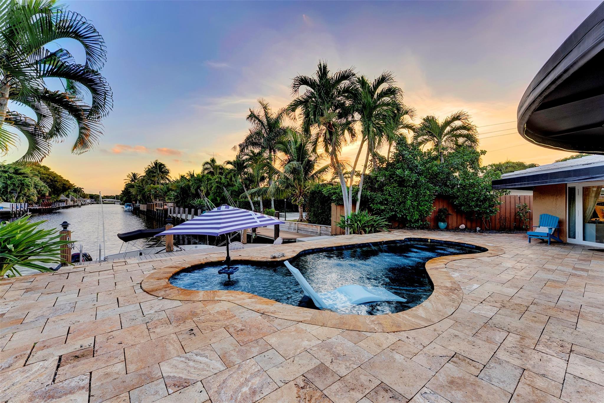 1500 NE 24th St Wilton Manors, FL 33305