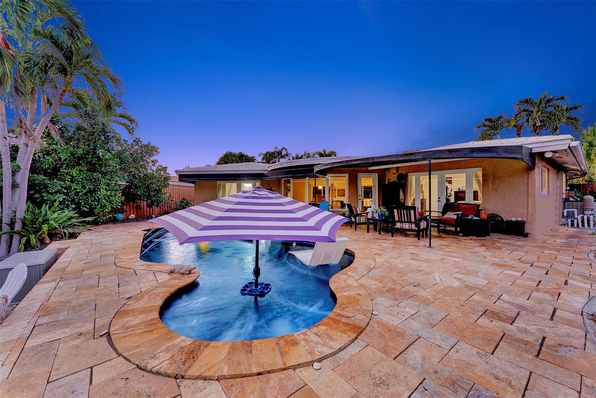 1500 NE 24th St Wilton Manors, FL 33305