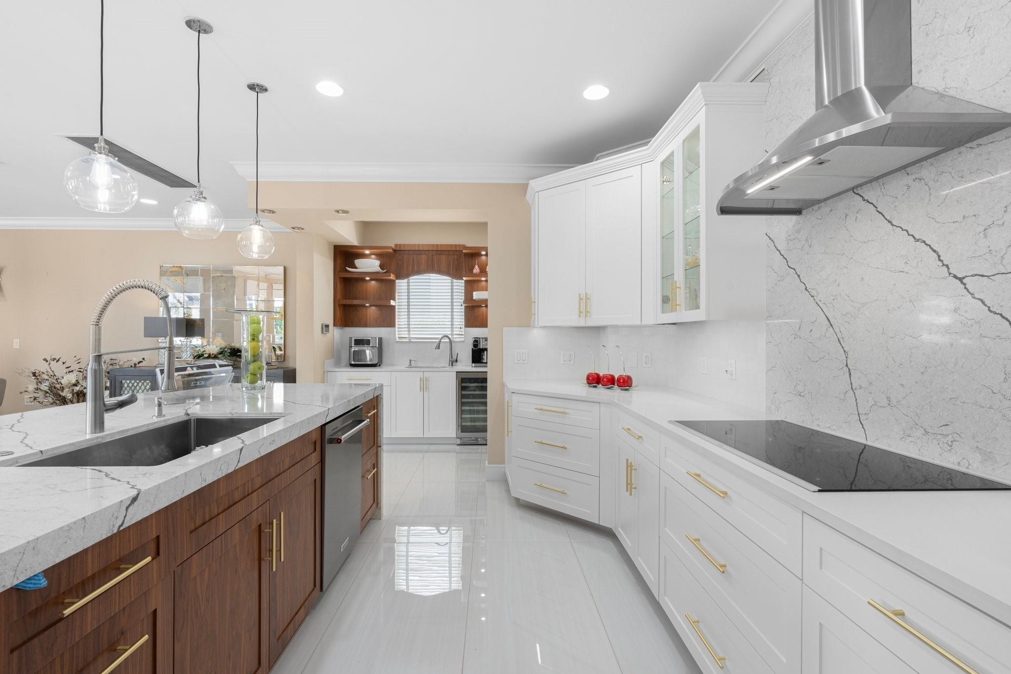 2890 NE 27th St Fort Lauderdale, FL 33306