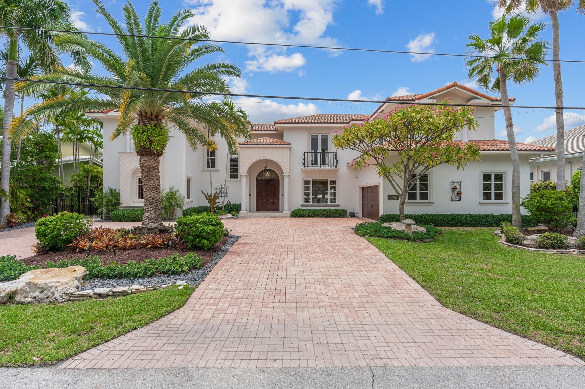 2890 NE 27th St Fort Lauderdale, FL 33306