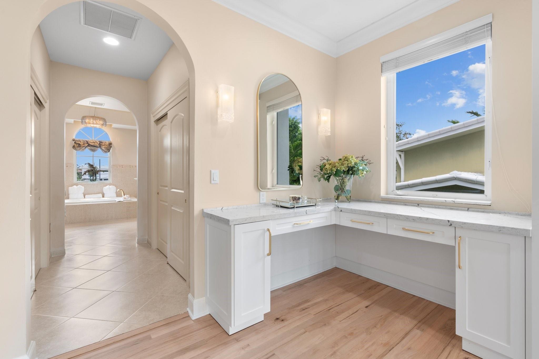 2890 NE 27th St Fort Lauderdale, FL 33306