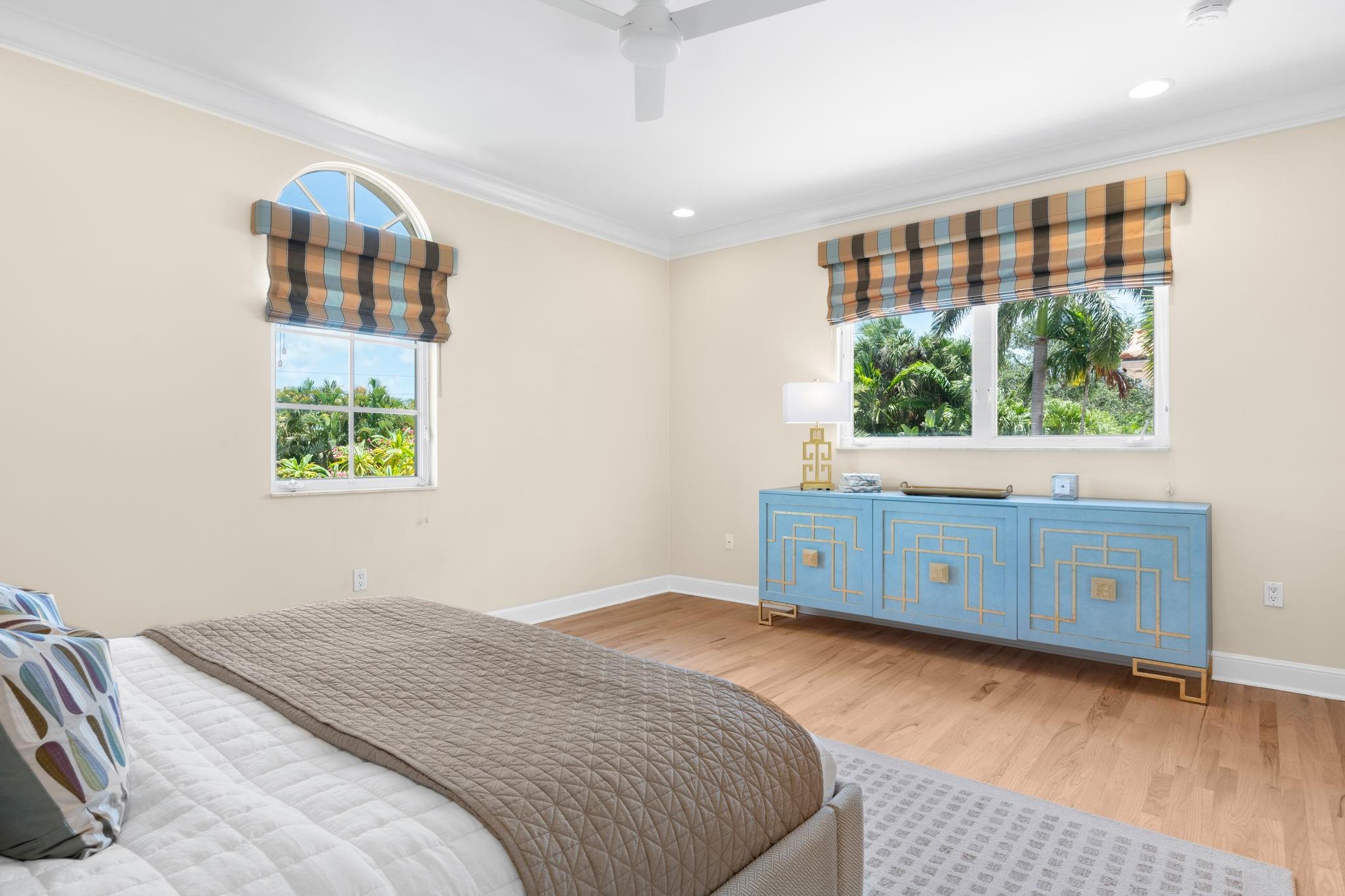 2890 NE 27th St Fort Lauderdale, FL 33306