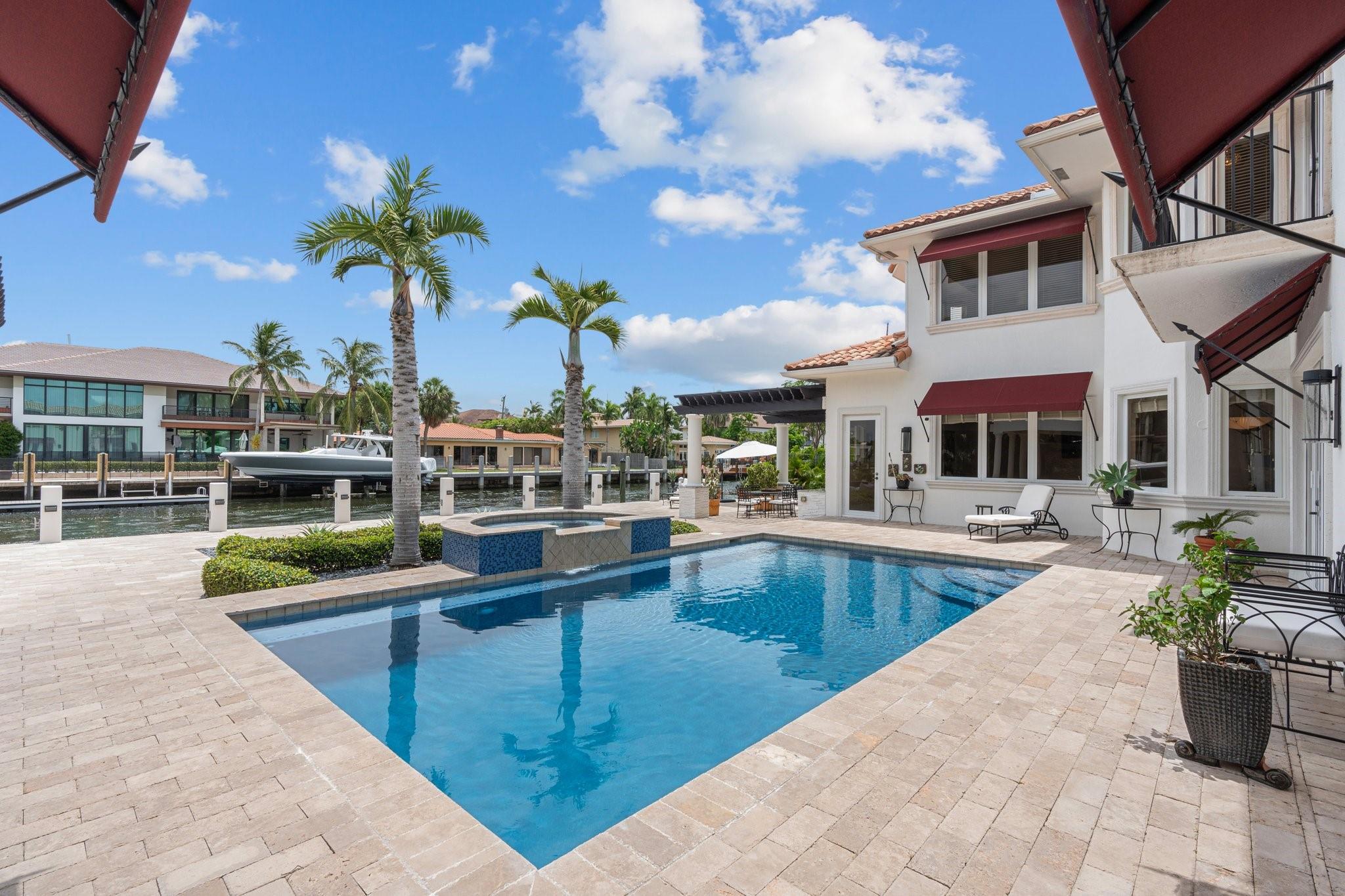 2890 NE 27th St Fort Lauderdale, FL 33306