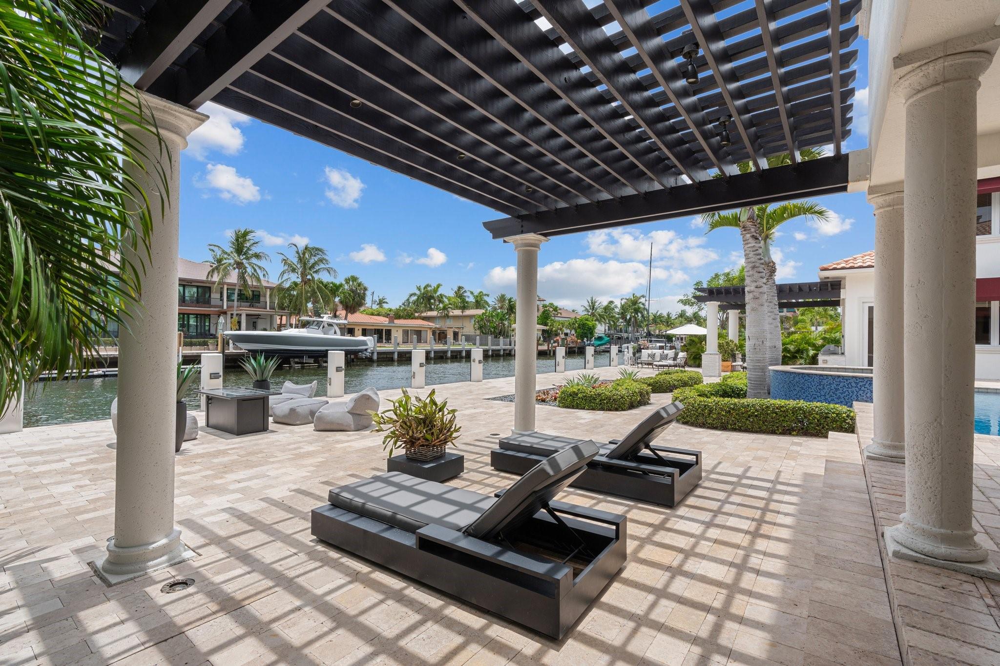 2890 NE 27th St Fort Lauderdale, FL 33306