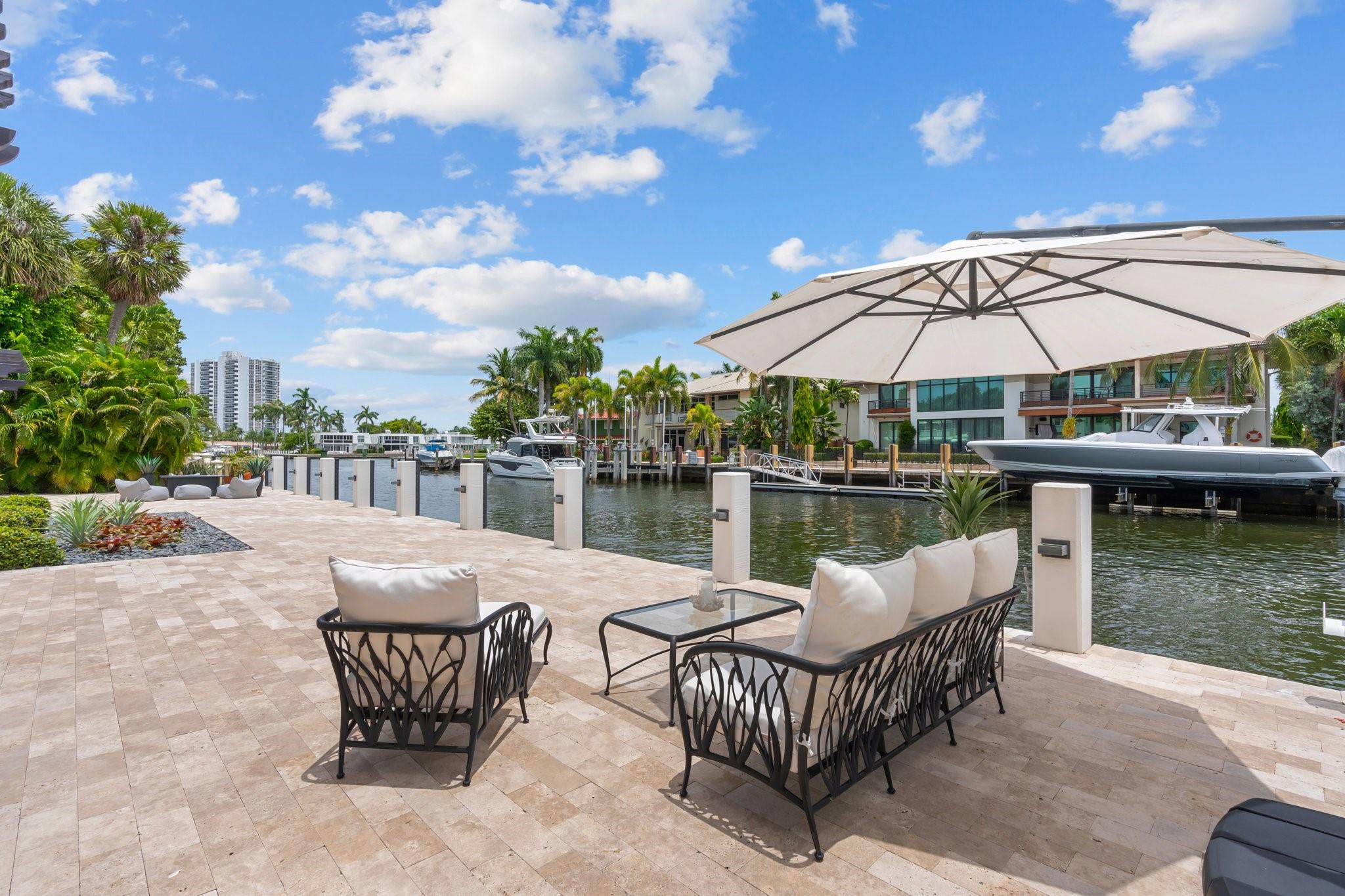 2890 NE 27th St Fort Lauderdale, FL 33306