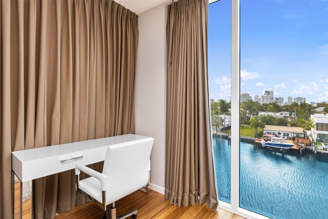 45 Hendricks #403 Fort Lauderdale, FL 33301