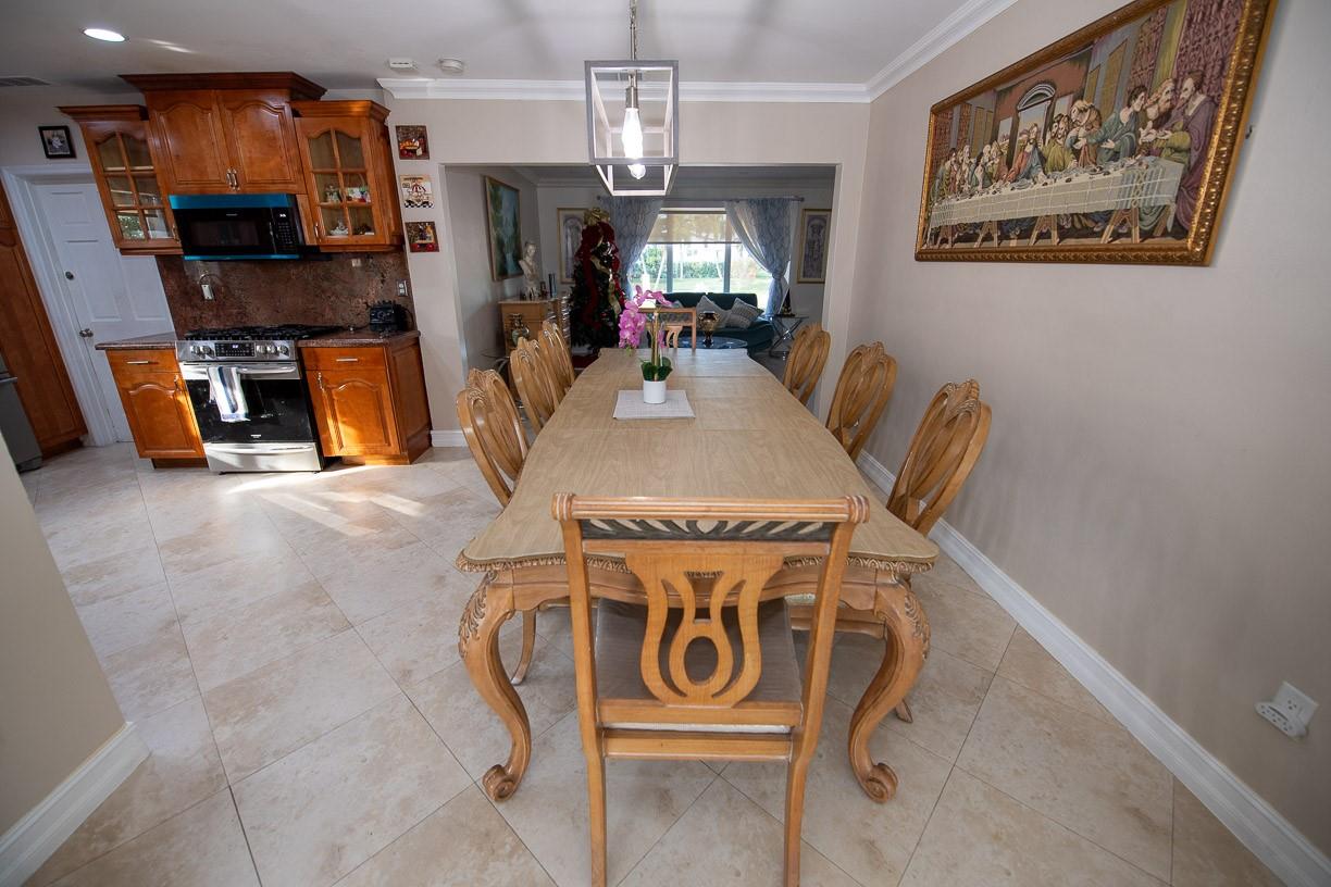 11040 NW 16th St Pembroke Pines, FL 33026