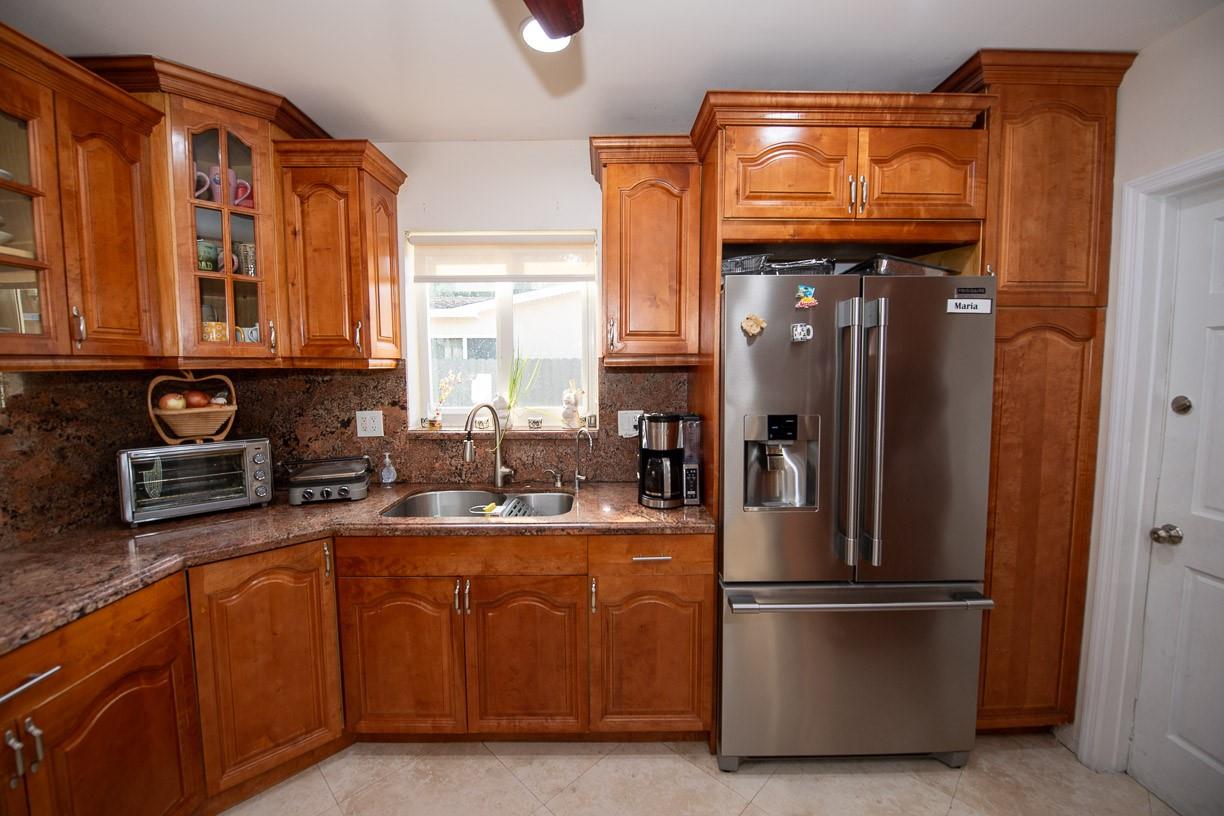 11040 NW 16th St Pembroke Pines, FL 33026