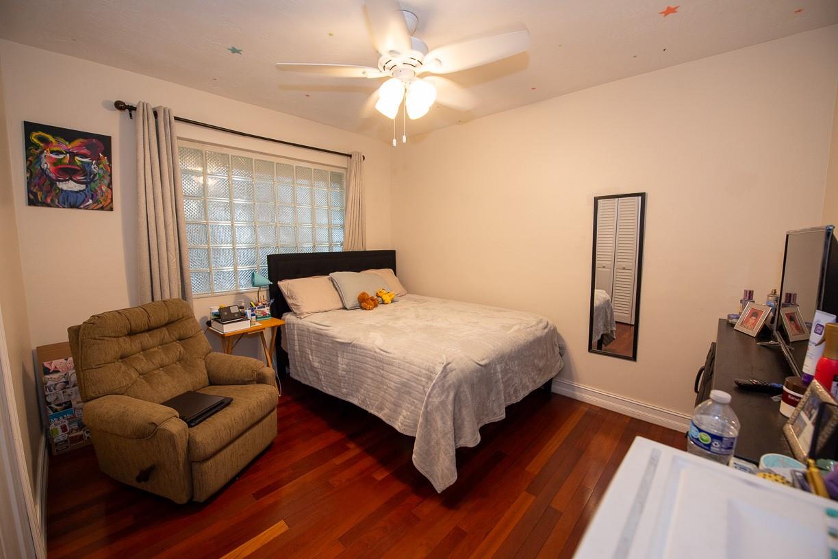 11040 NW 16th St Pembroke Pines, FL 33026