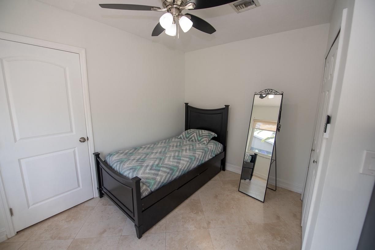 11040 NW 16th St Pembroke Pines, FL 33026