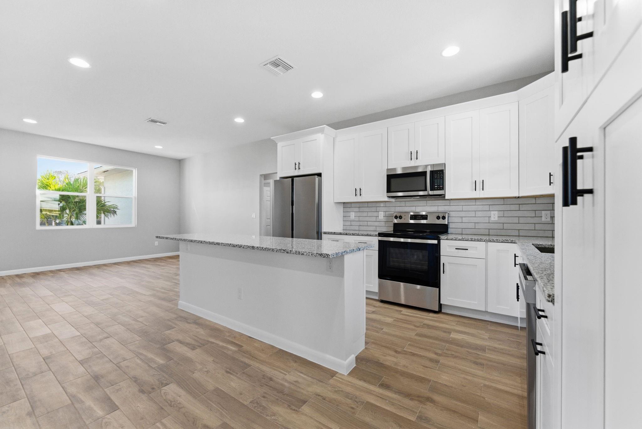 3269 NW 24th Ave Okeechobee, FL 34972