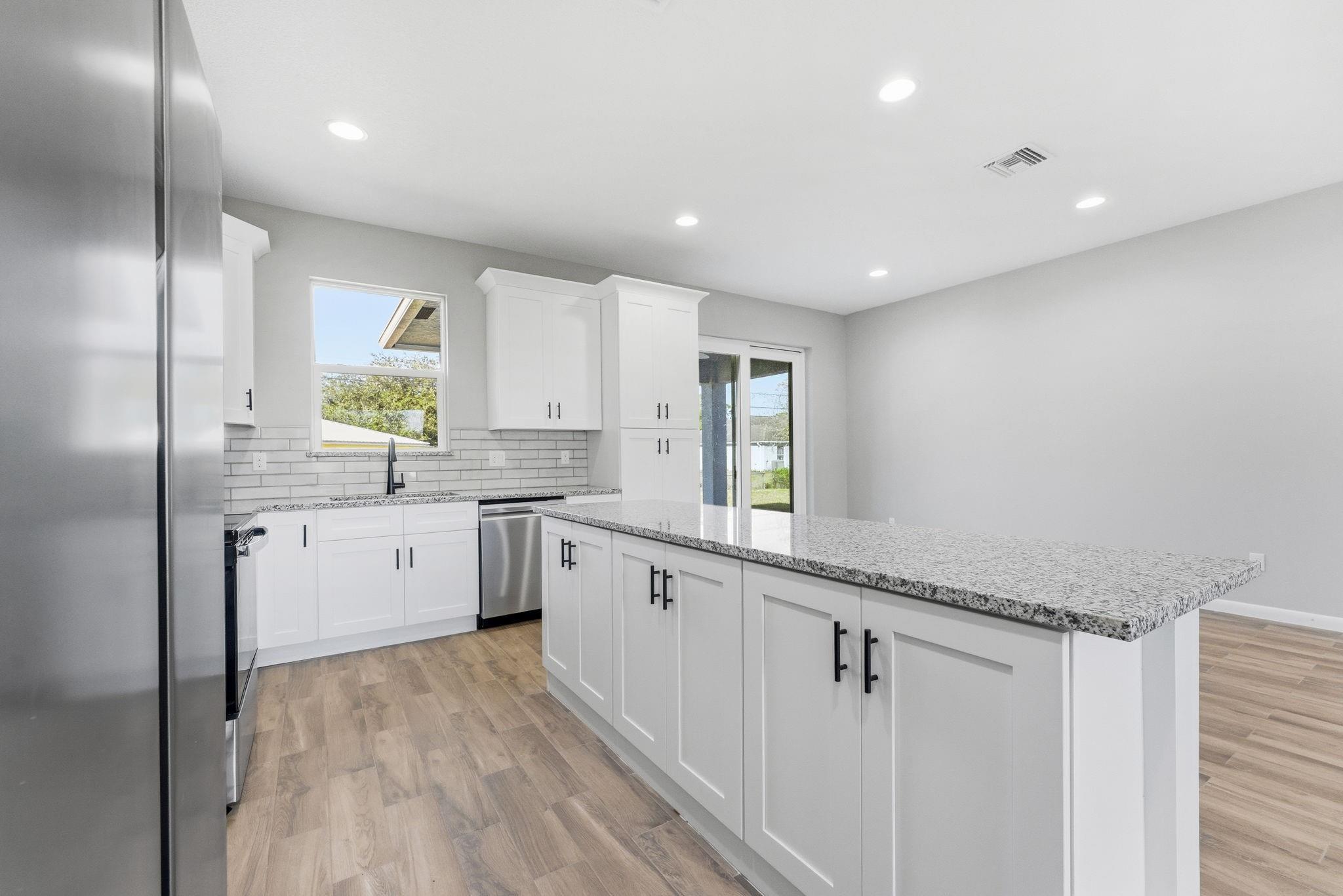 3269 NW 24th Ave Okeechobee, FL 34972