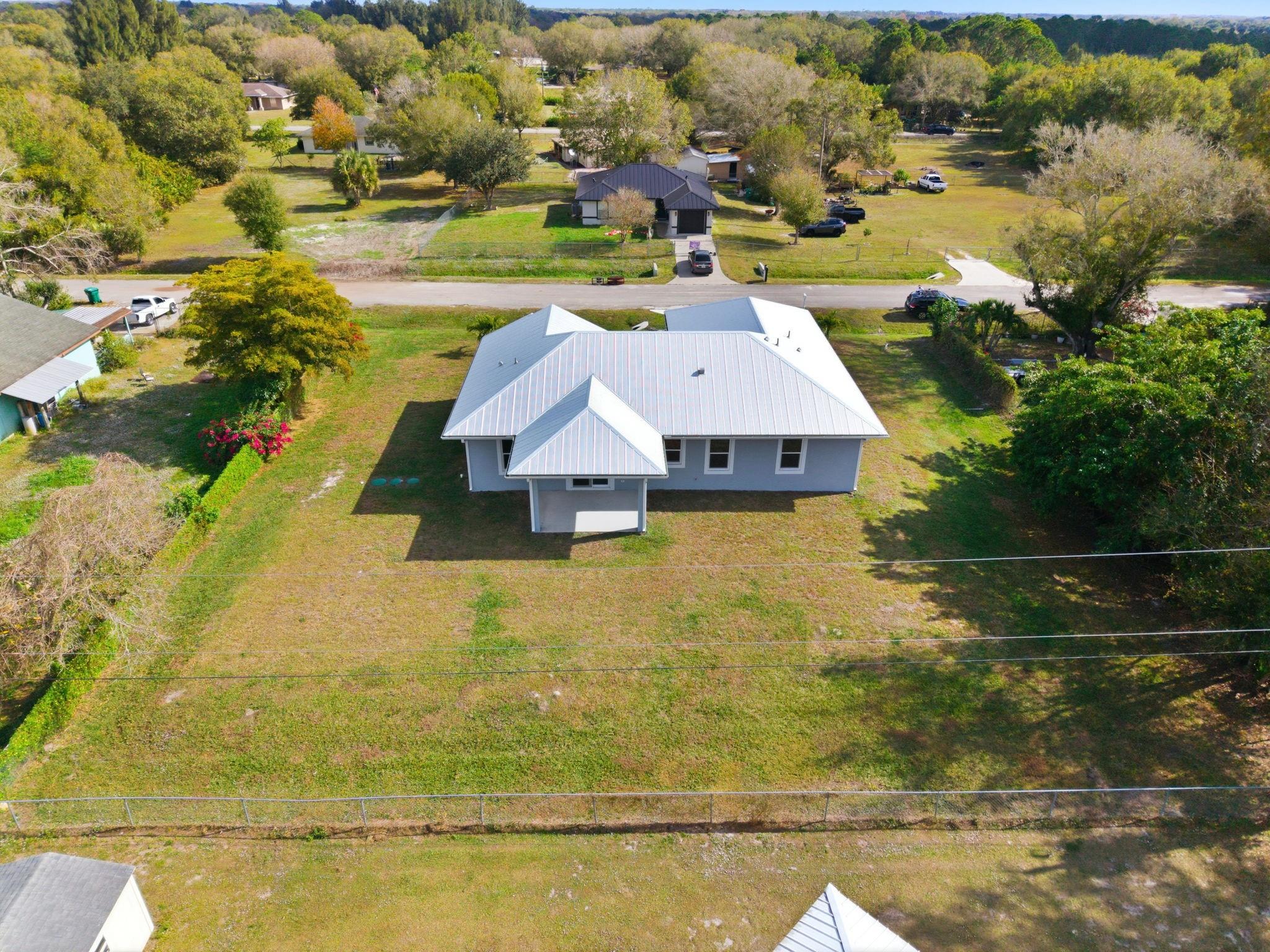 3269 NW 24th Ave Okeechobee, FL 34972