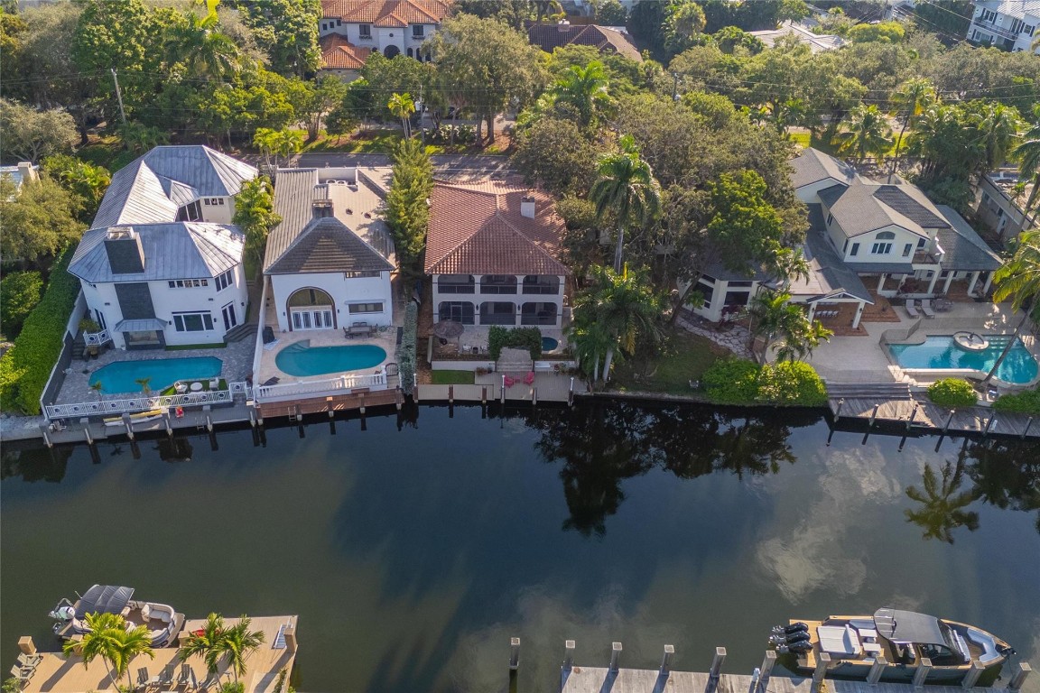 1417 Ponce De Leon Fort Lauderdale, FL 33316