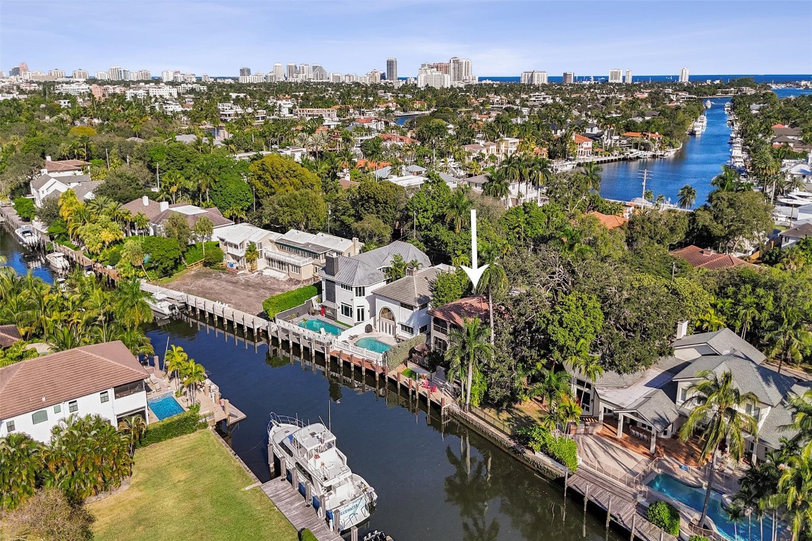 1417 Ponce De Leon Fort Lauderdale, FL 33316