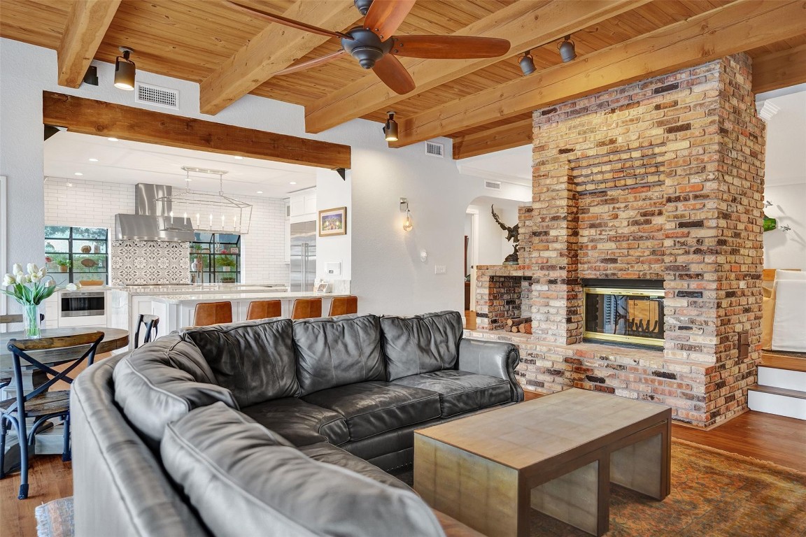 1417 Ponce De Leon Fort Lauderdale, FL 33316