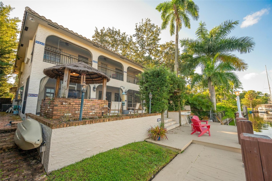 1417 Ponce De Leon Fort Lauderdale, FL 33316