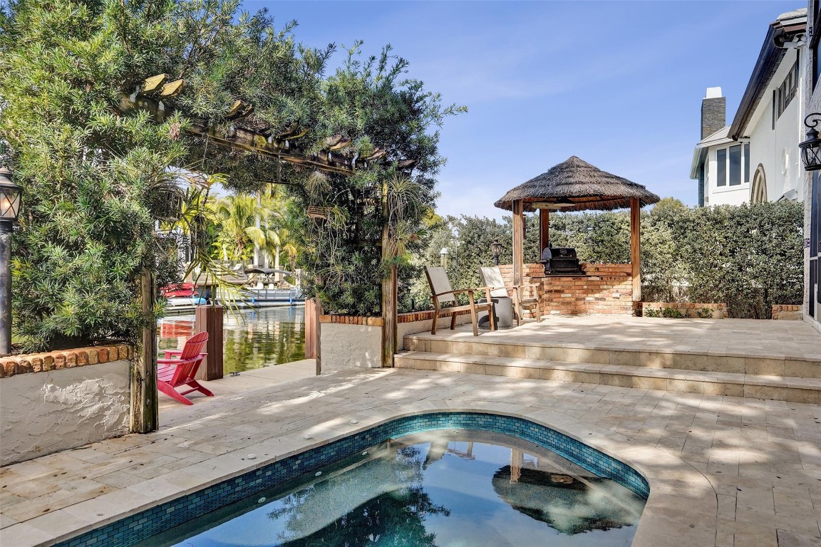 1417 Ponce De Leon Fort Lauderdale, FL 33316