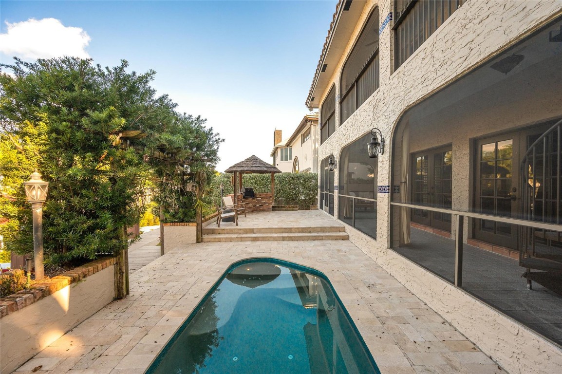 1417 Ponce De Leon Fort Lauderdale, FL 33316